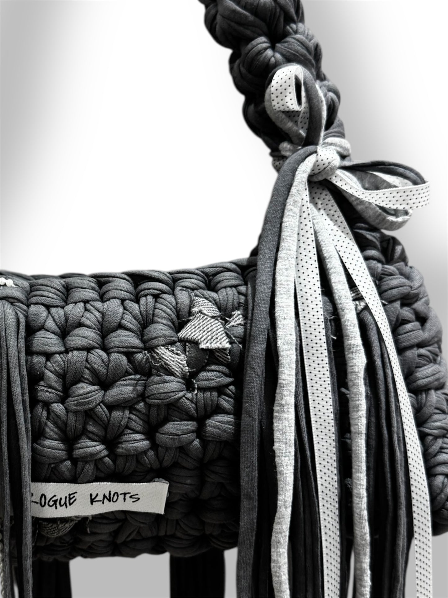 SHOULDER ROGUE - 005 ( PRE-ORDER )